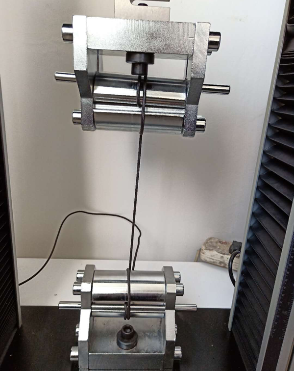 安全帶拉伸夾具應(yīng)用之防彈繩拉伸強(qiáng)度測試